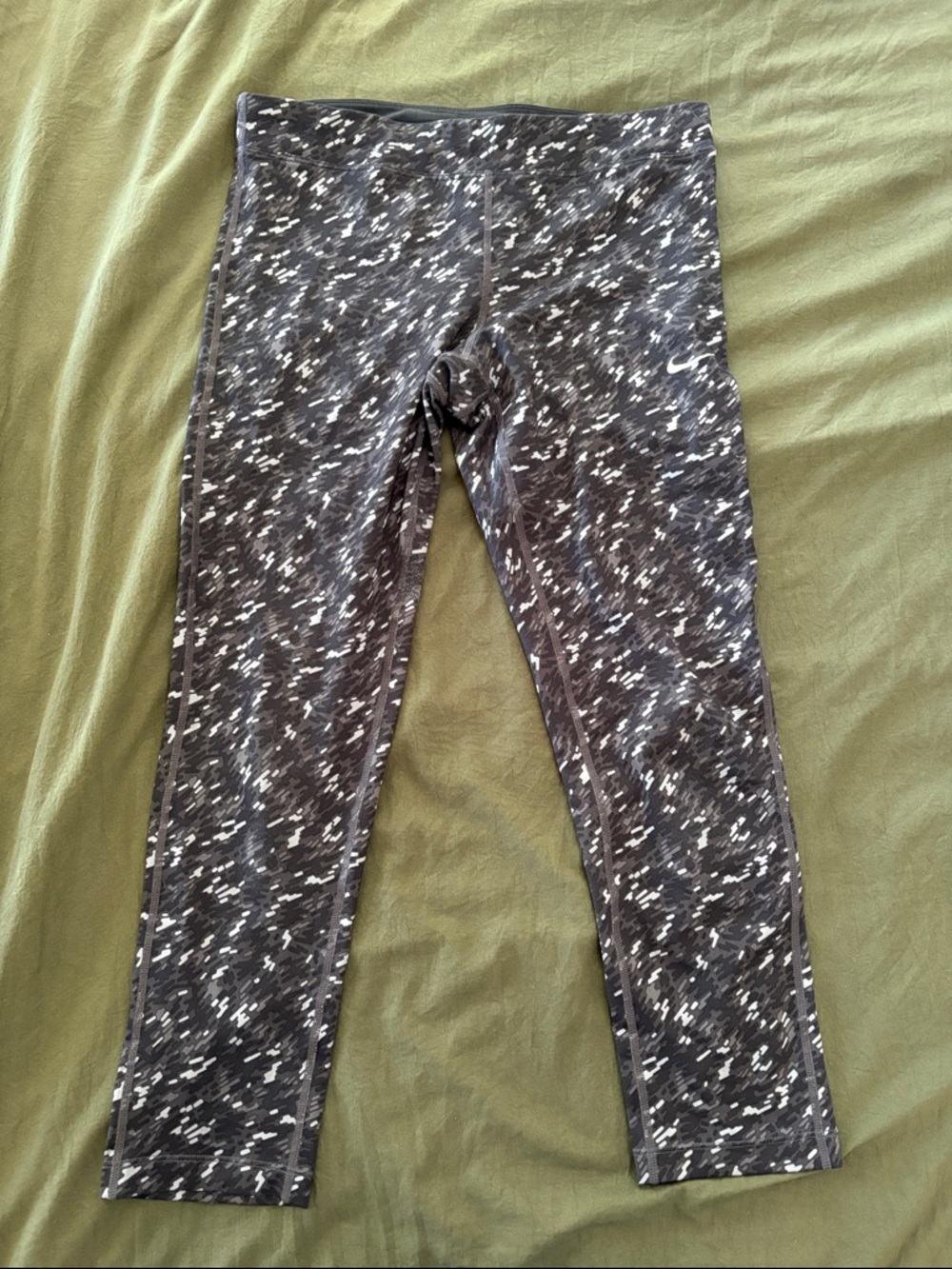 Nike Girls Black & White Speckle Athletic Leggings